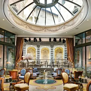 Château Monfort - Relais&châteaux 5*, Milão Itália
